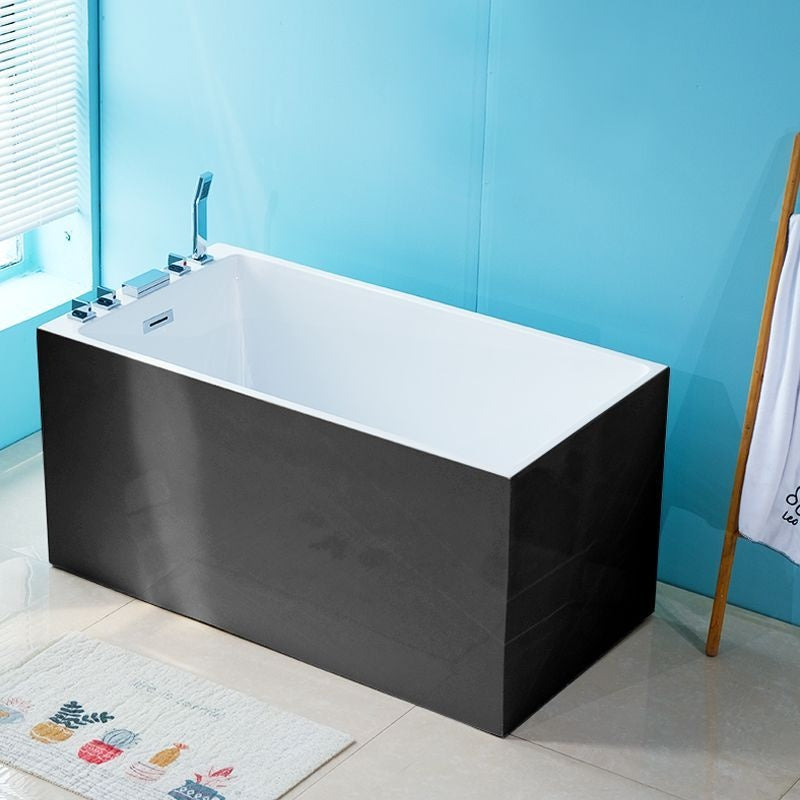 QW- Bathtub, small acrylic thick bathtub, bathroom accessories