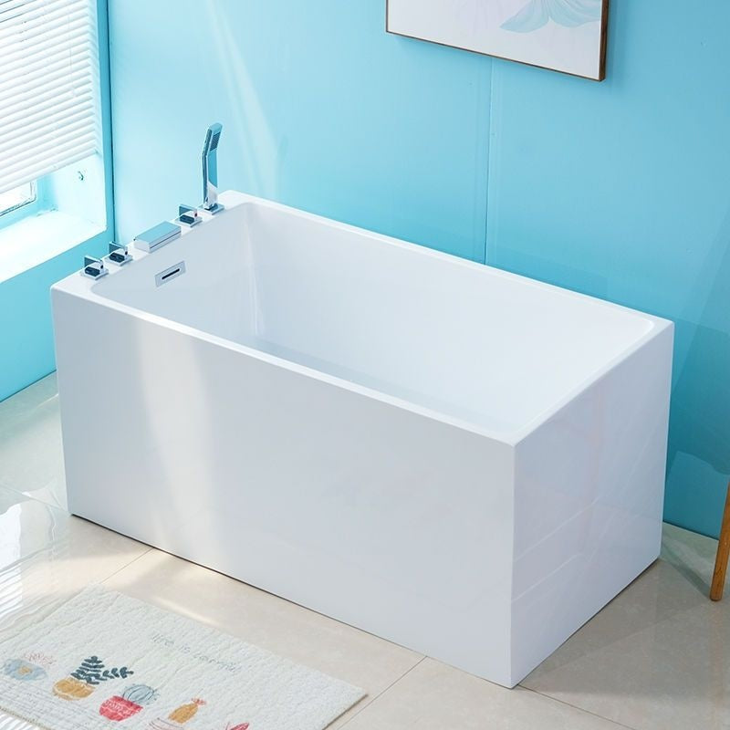 QW- Bathtub, small acrylic thick bathtub, bathroom accessories