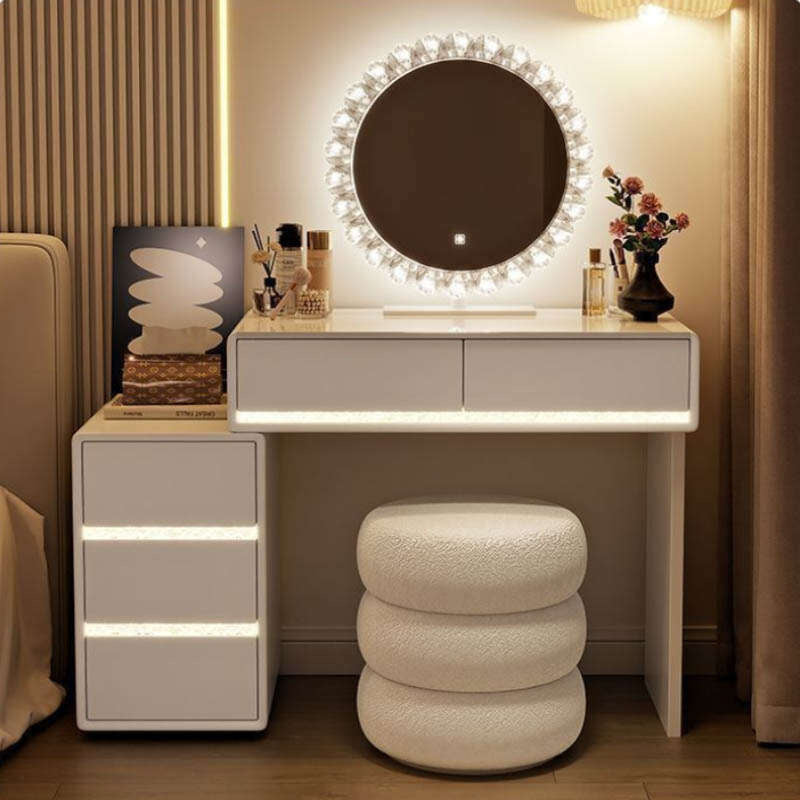 Meja Solek Kayu Asli Bilik Tidur Gaya minimalis moden, warna krim, digunakan di bilik utama. Dengan kabinet laci