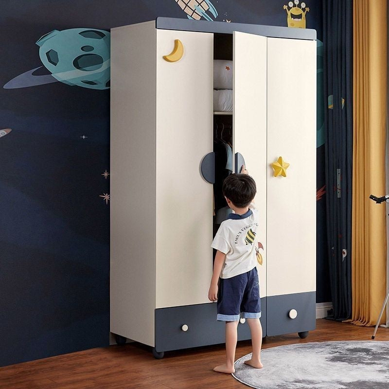 Kabinet Almari Kanak-kanak Kayu Moden Kesederhanaan Rumah Bilik Tidur Kecil 3 Pintu Pasang Siap Kabinet Almari